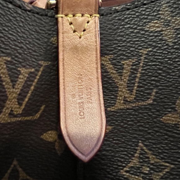 Louis Vuitton Monogram Néonoé - Picture 5 of 16